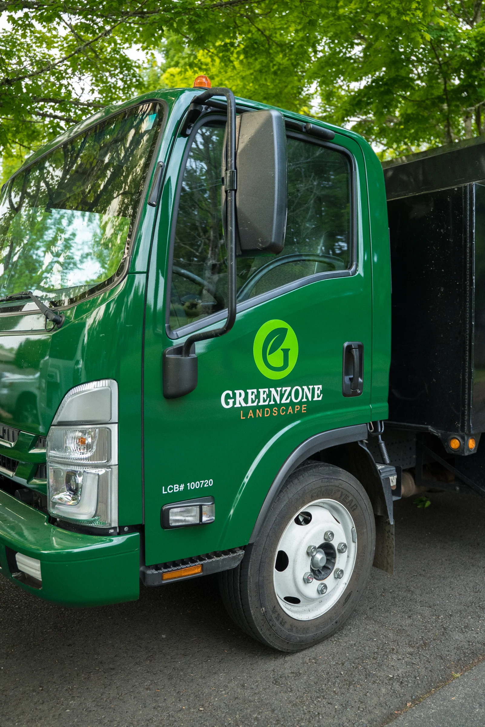 Greenzone Landscape crew with company truck in Oregon