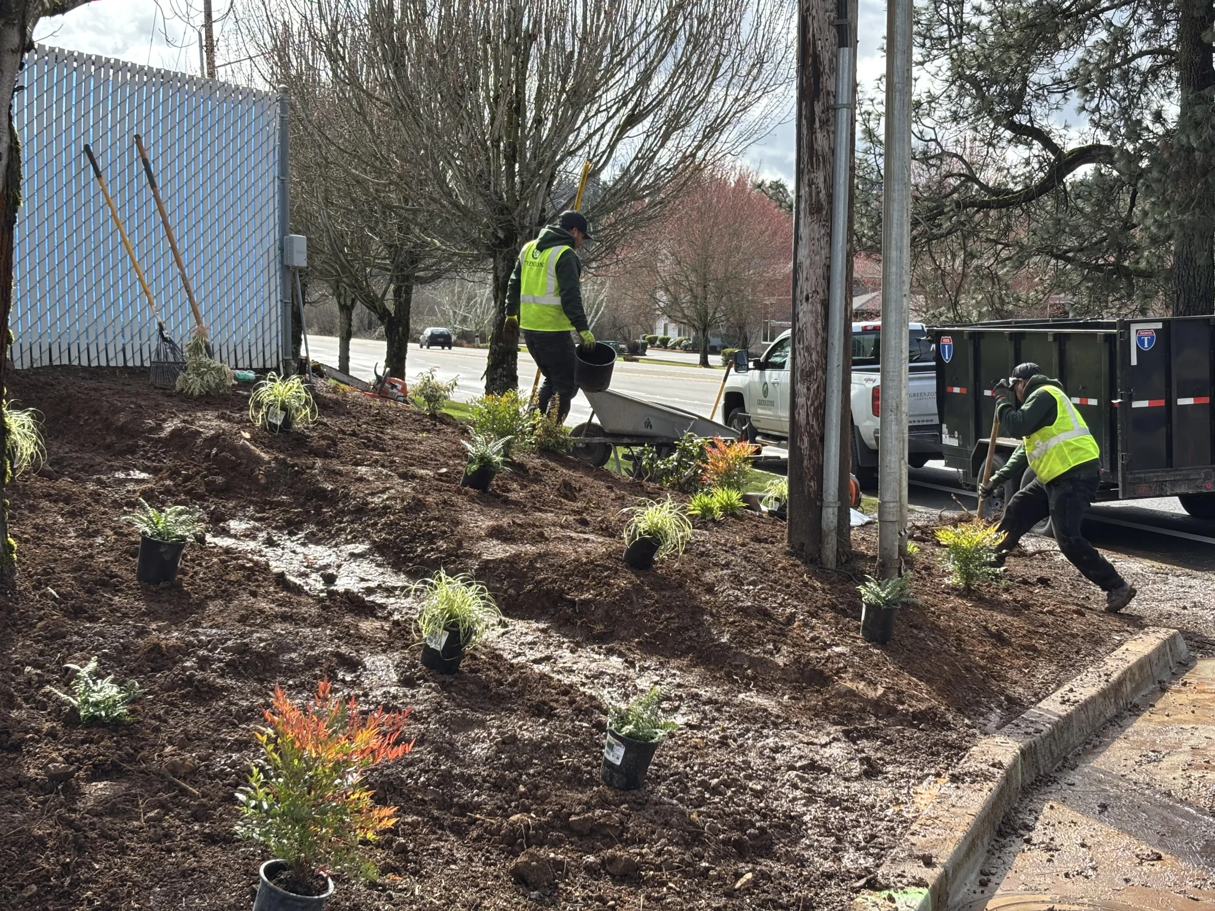 Landscape installation with fresh beds and lawn in Oregon